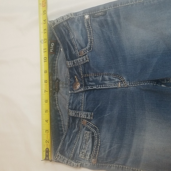 Silver Tuesday Fluid Denim Blue Jeans Mid Capri - Picture 3 of 8